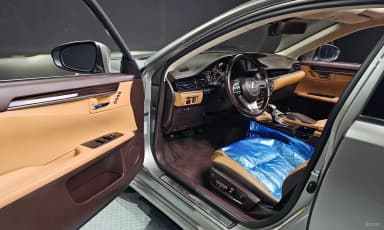 New ES300h