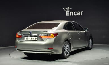New ES300h
