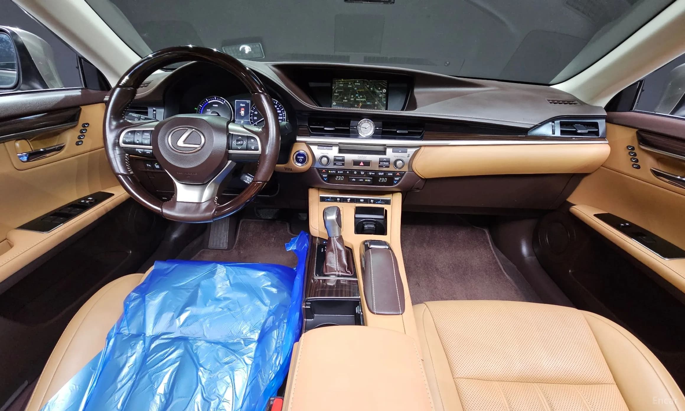 New ES300h