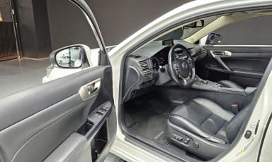 CT200h