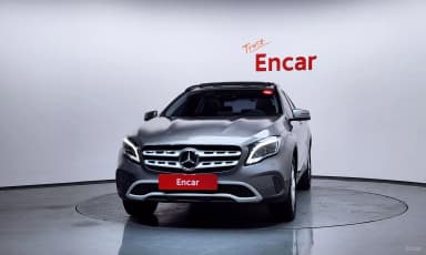 GLA-Class X156