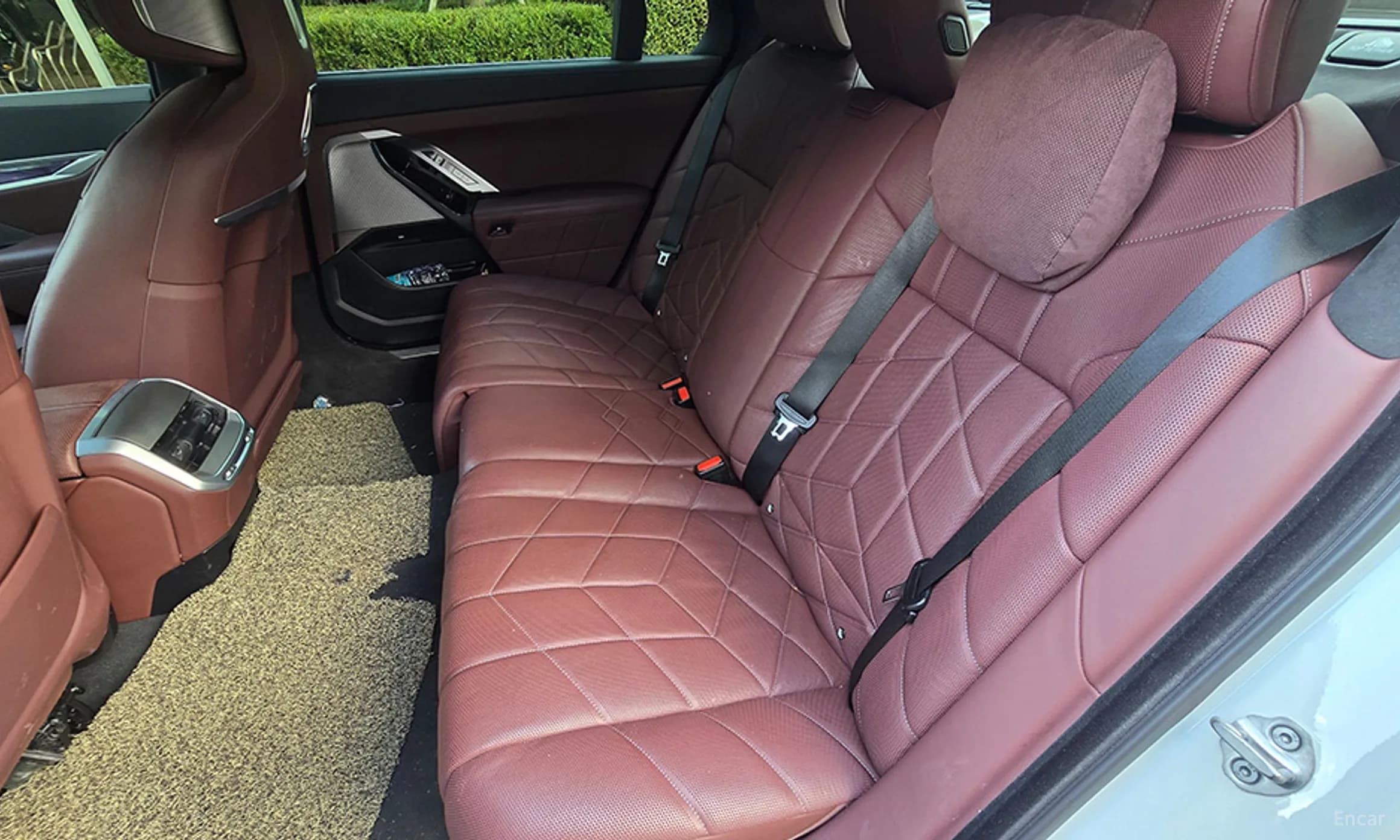 7 Series (G70)