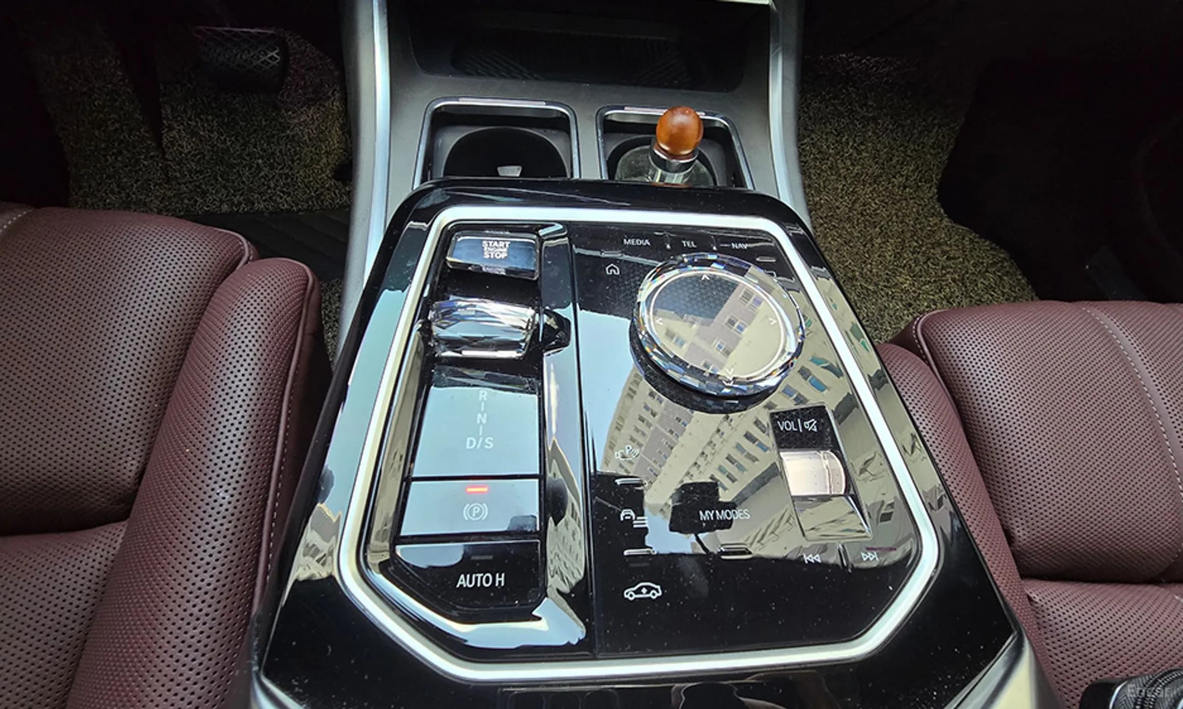 7 Series (G70)