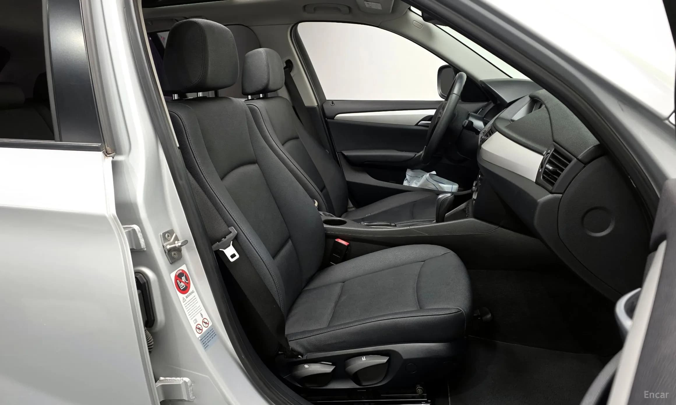 X1 (E84)