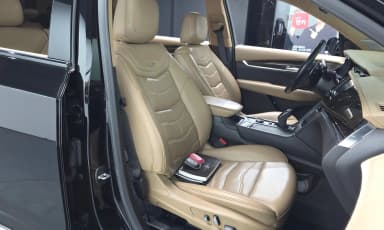XT6