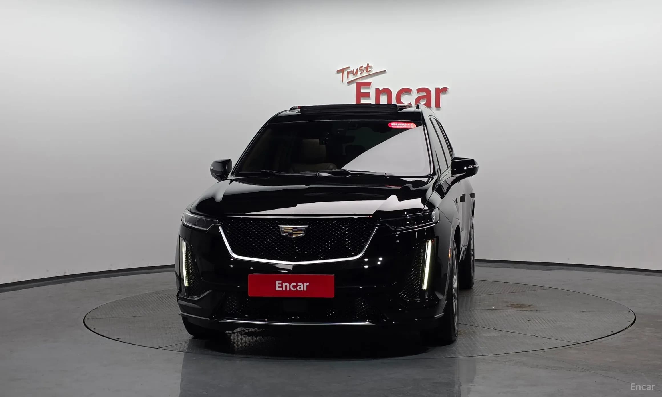 XT6