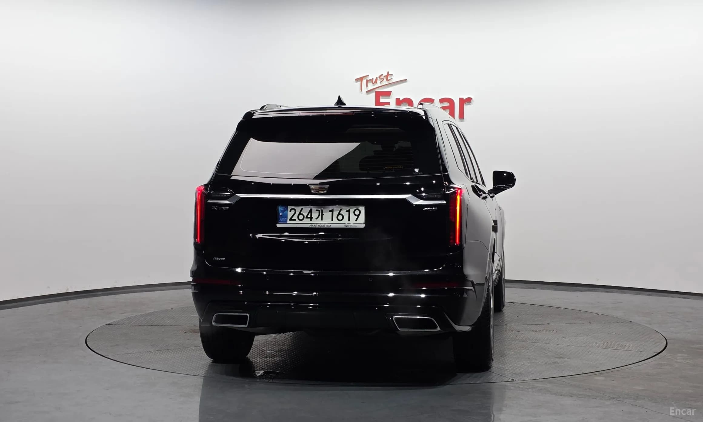 XT6
