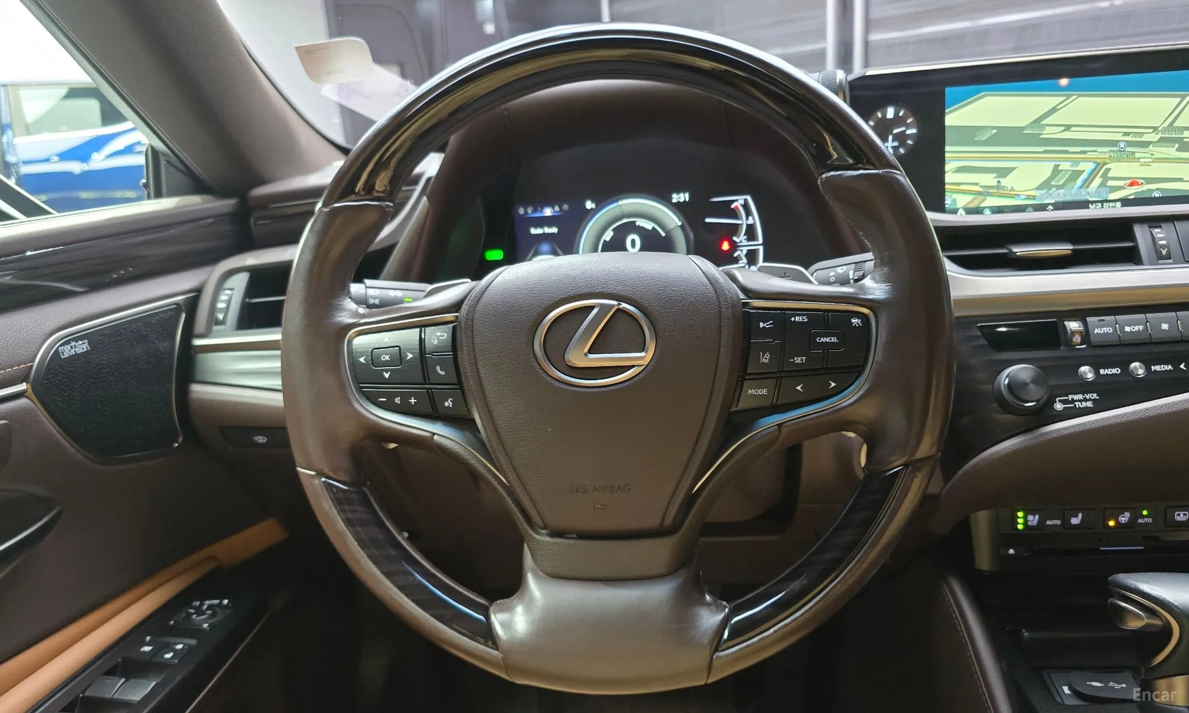 ES300h 7th Generation