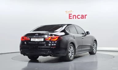 Q70