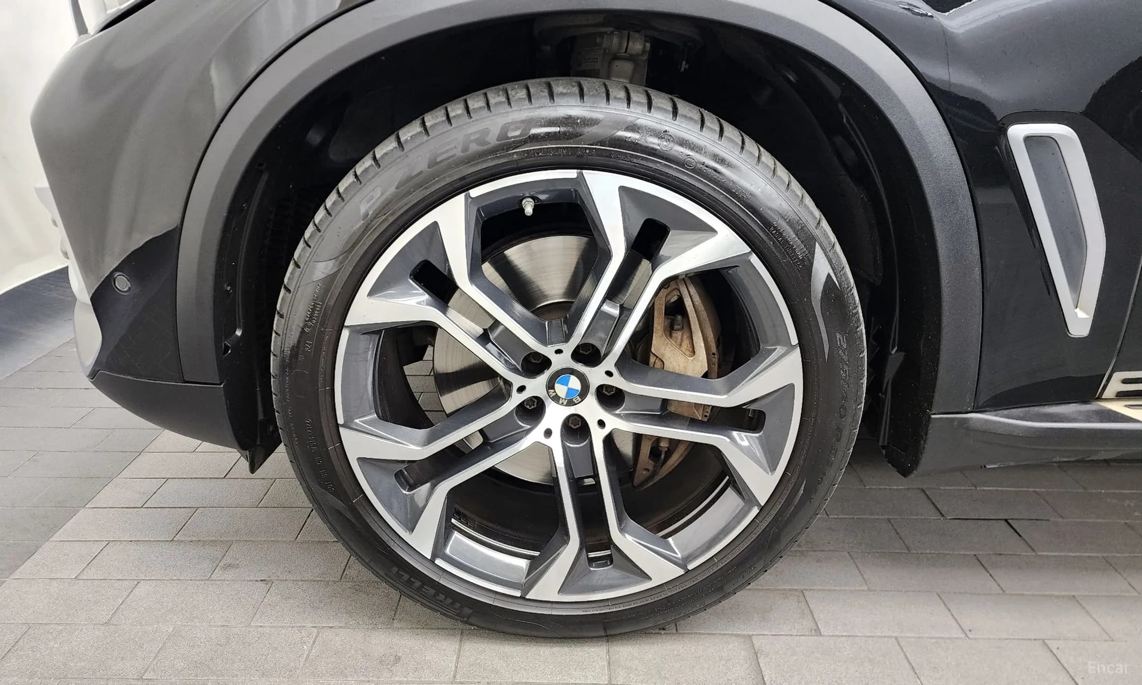 X5 (G05)