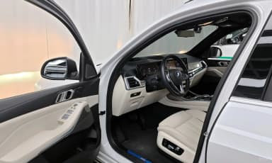 X7 (G07)