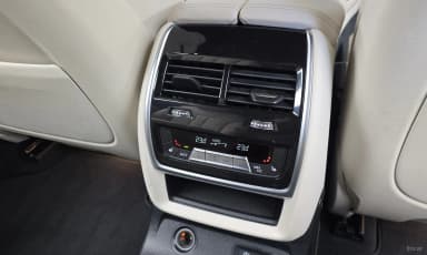 X7 (G07)
