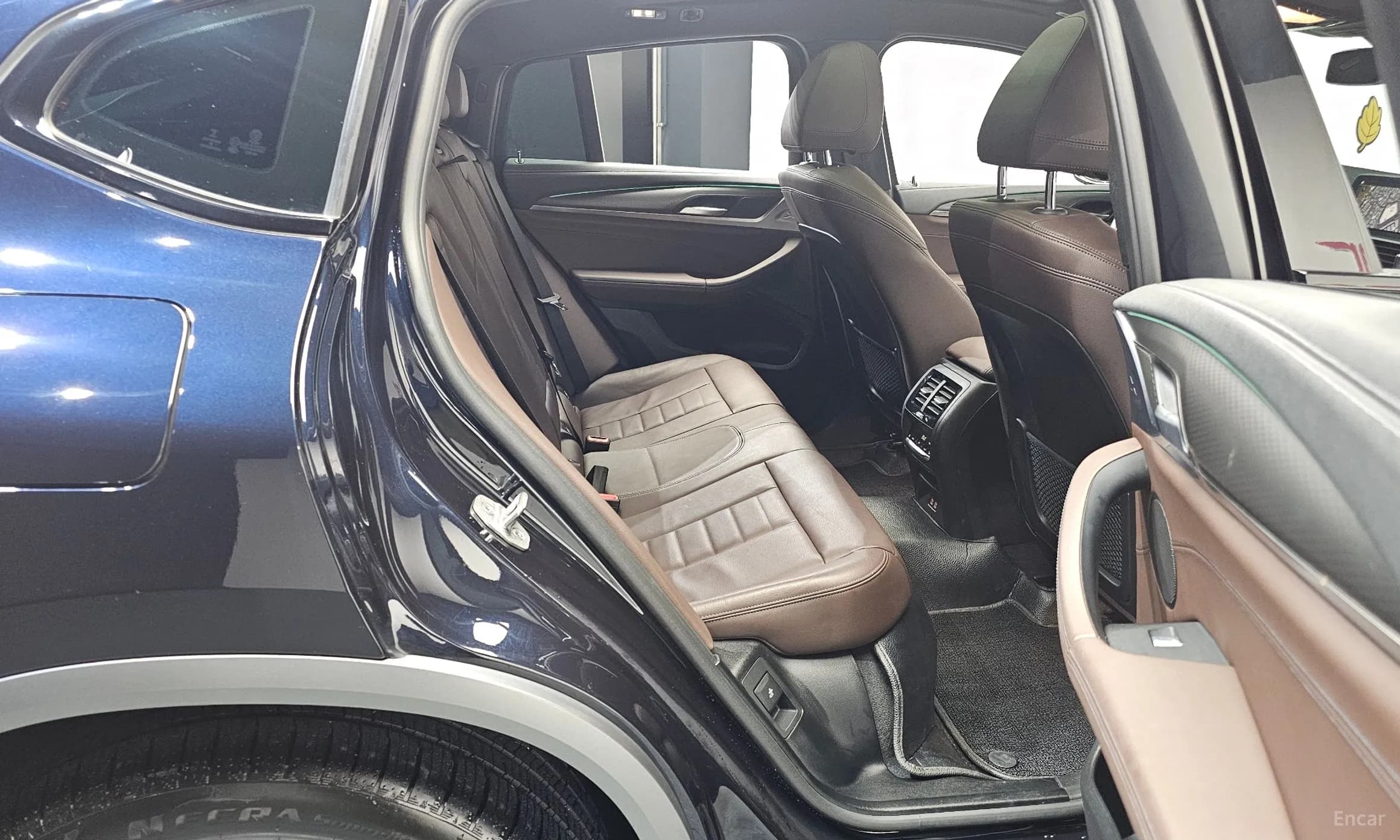 X4 (G02)