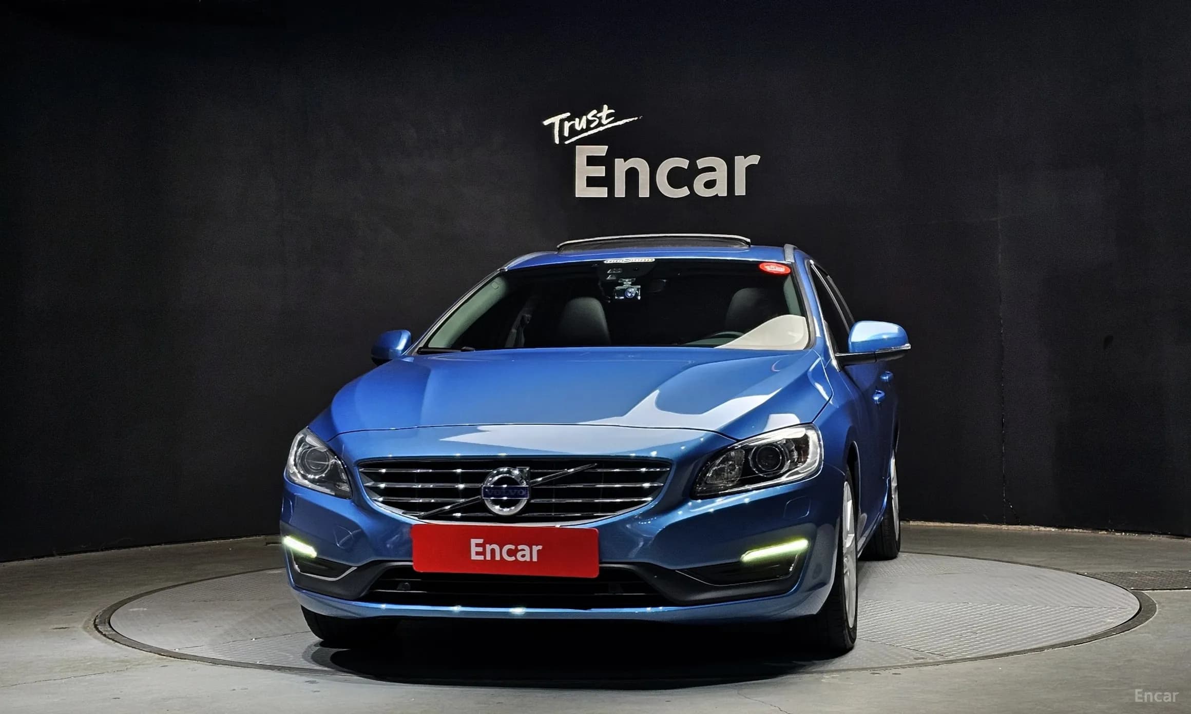 V60