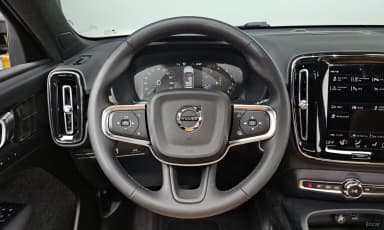 XC40