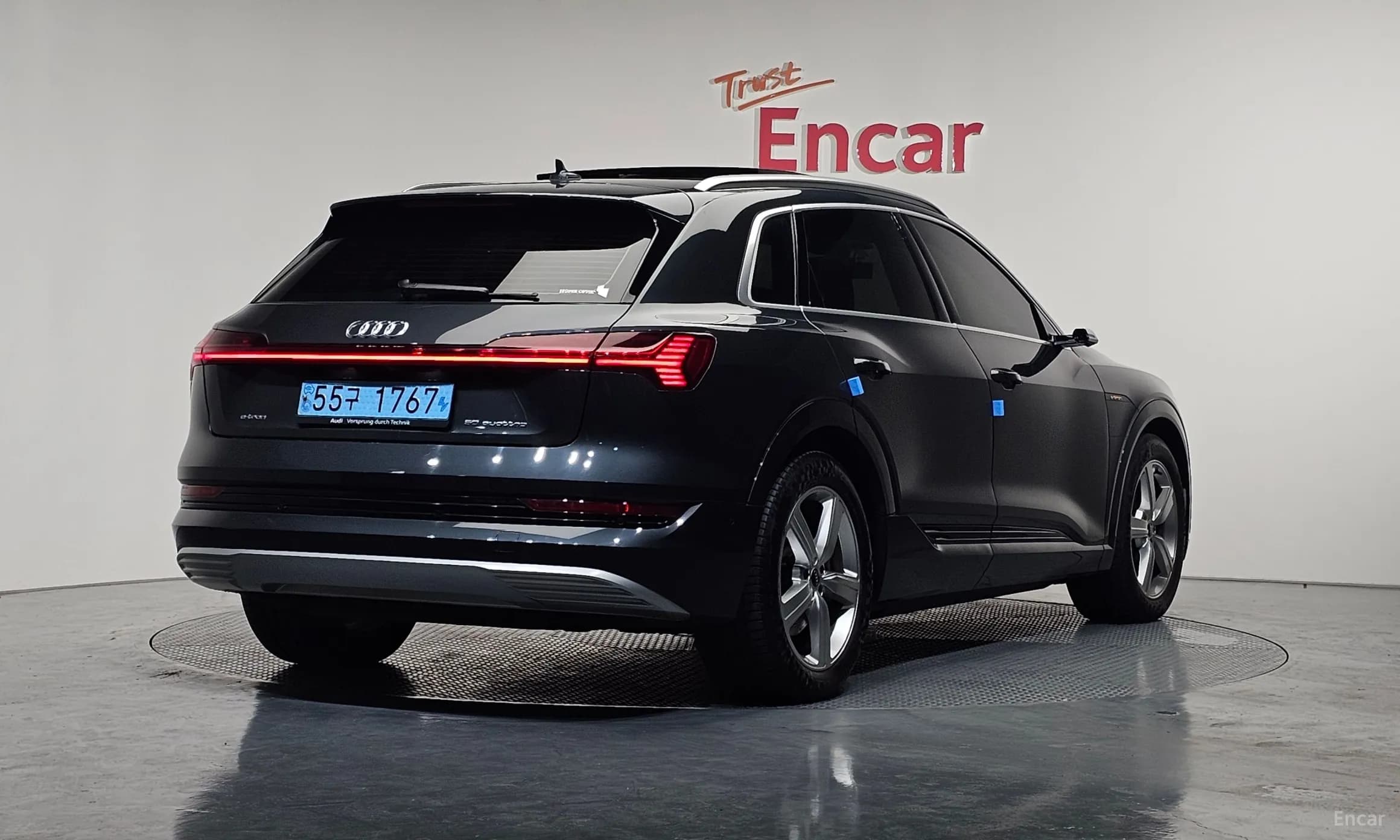e-tron