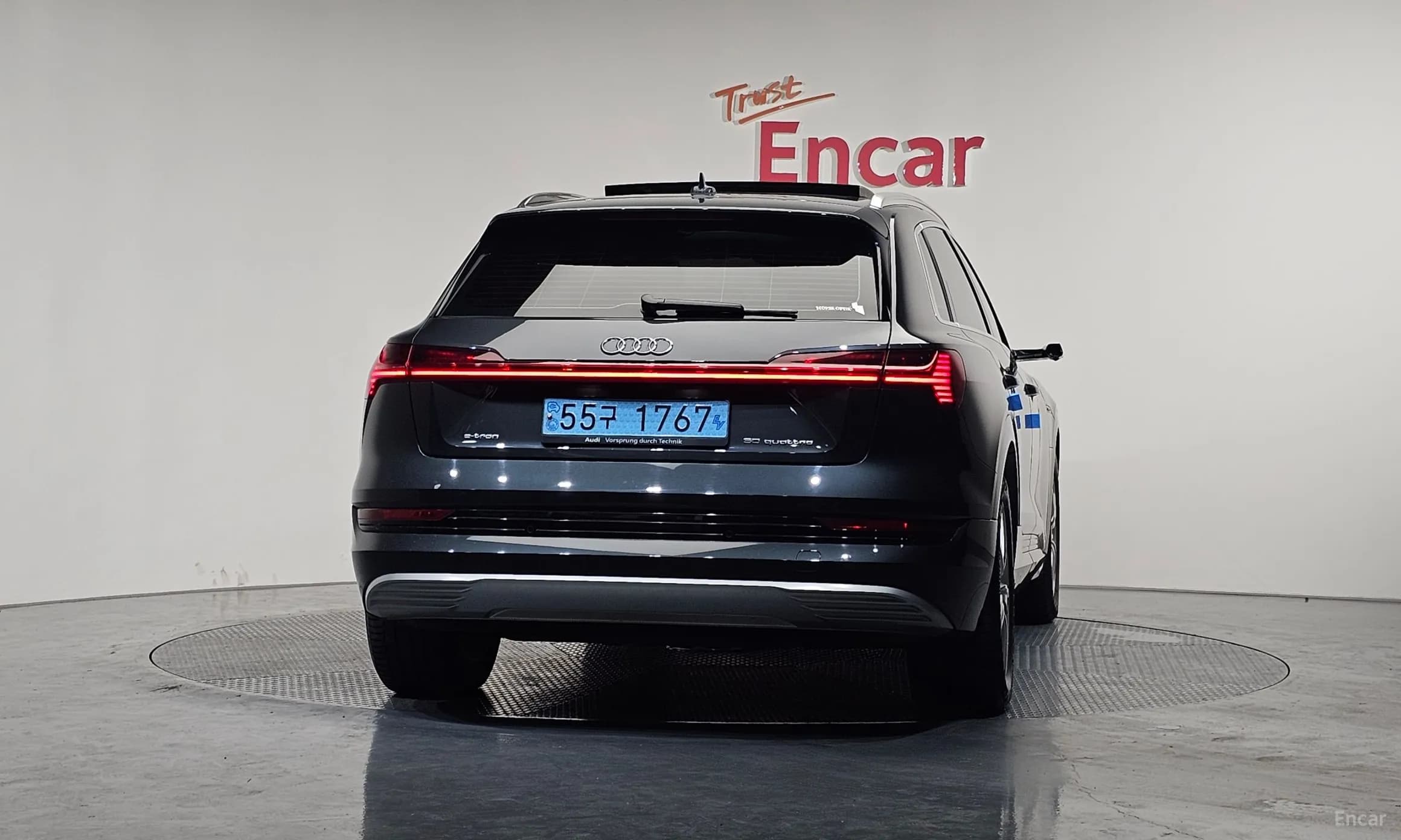 e-tron