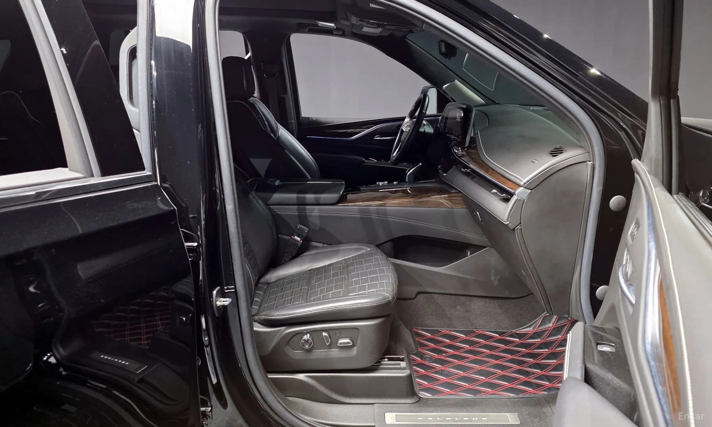 Escalade 5th Generation