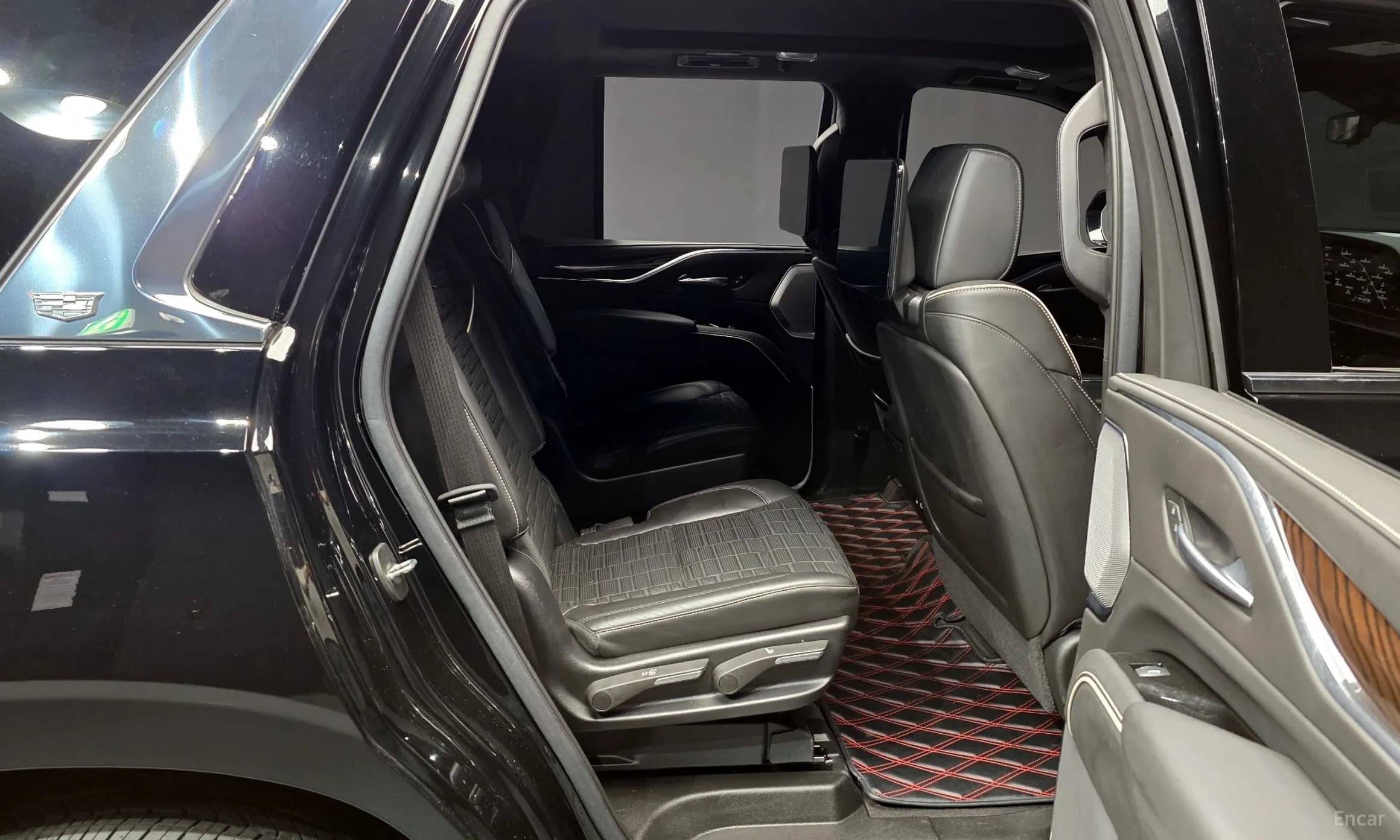 Escalade 5th Generation