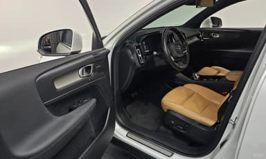 XC40