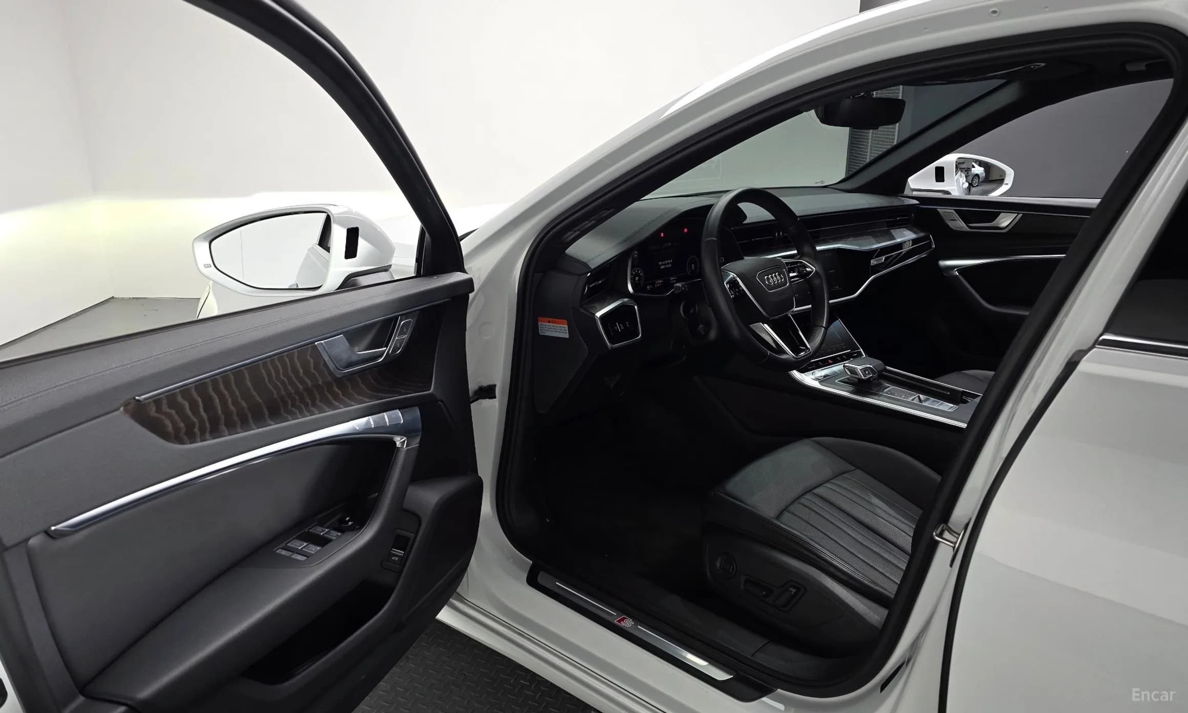 A6 (C8)