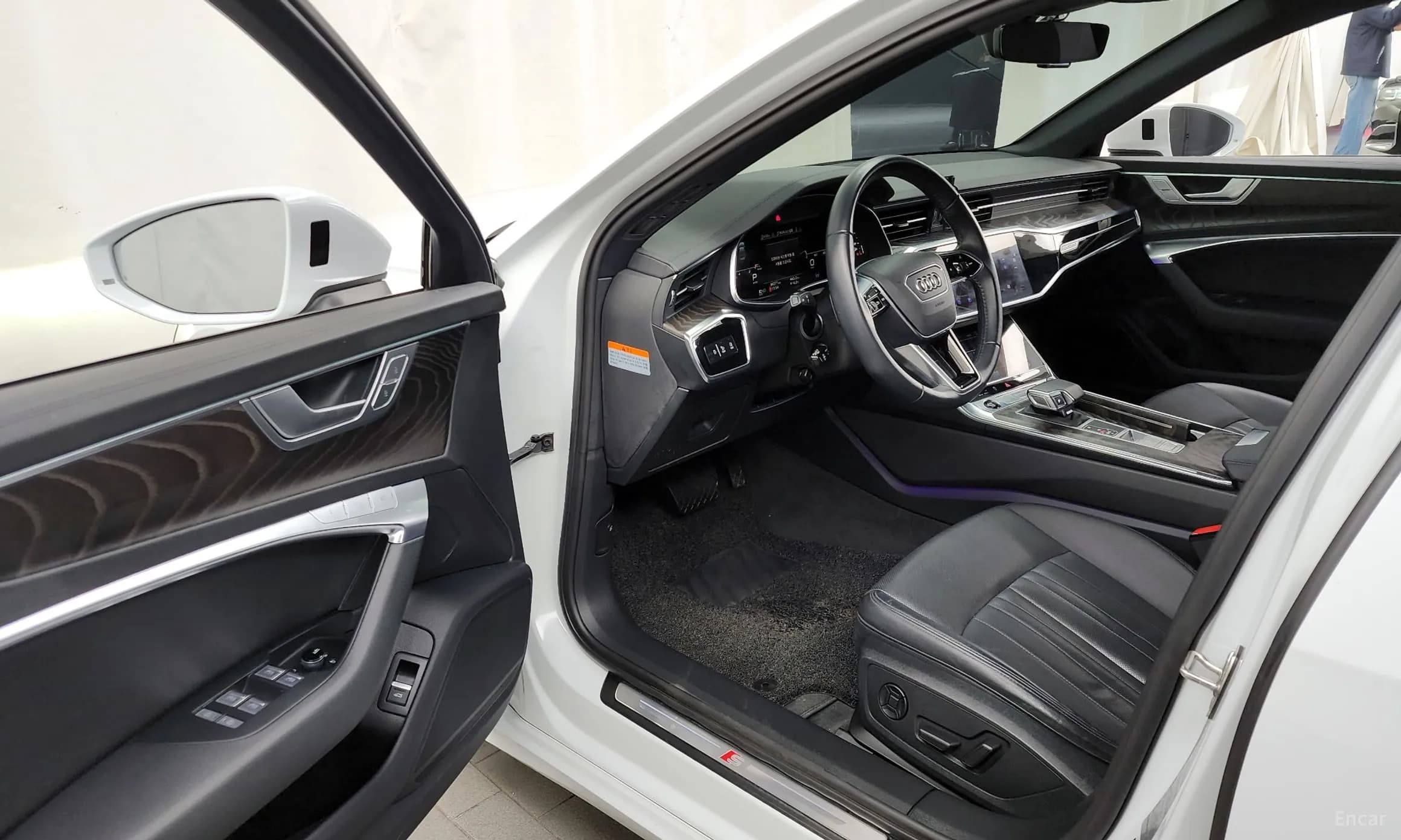 A6 (C8)