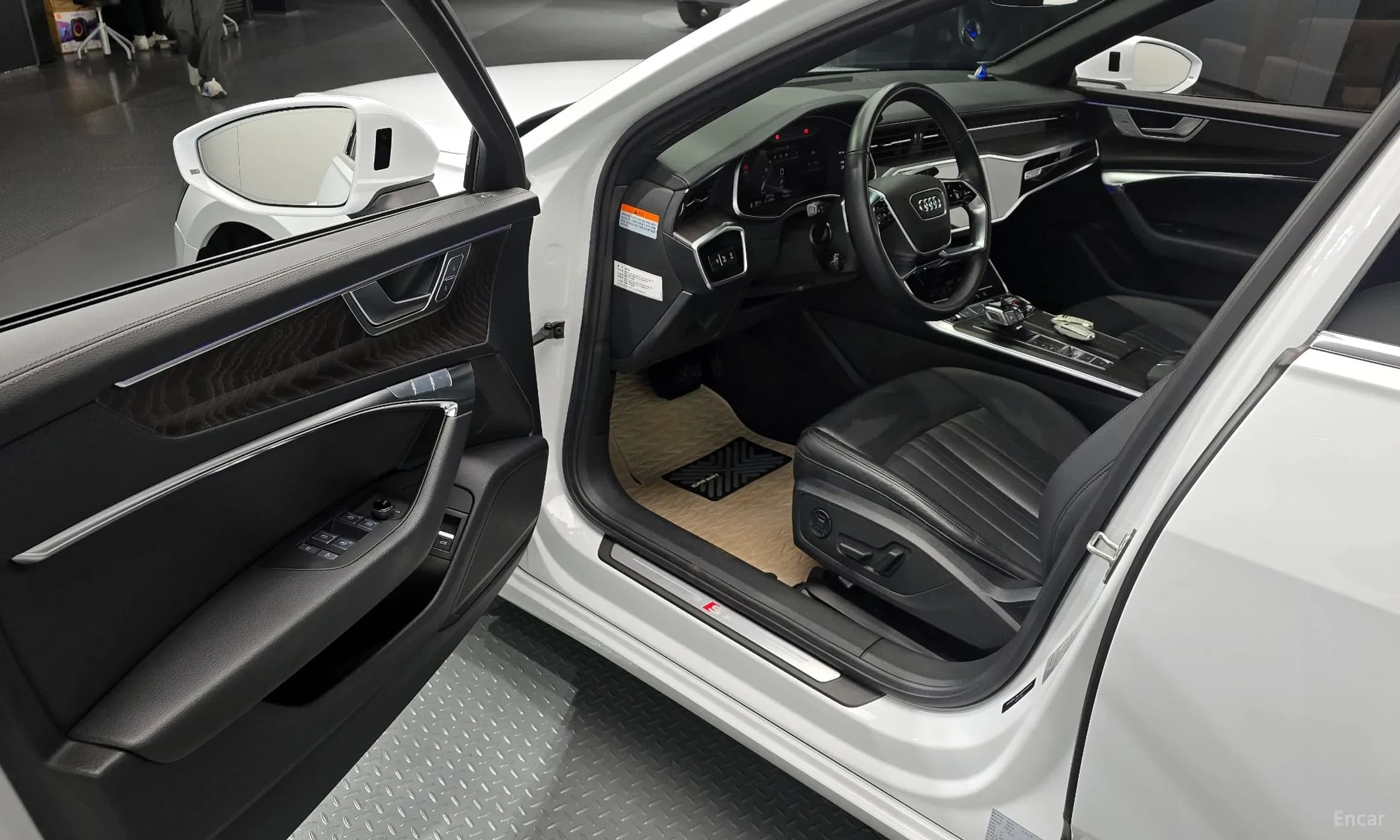 A6 (C8)