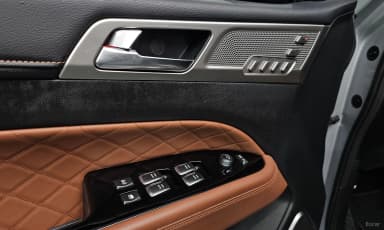 G4 Rexton