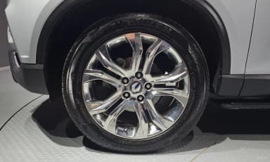 G4 Rexton