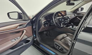 5 Series (G30)