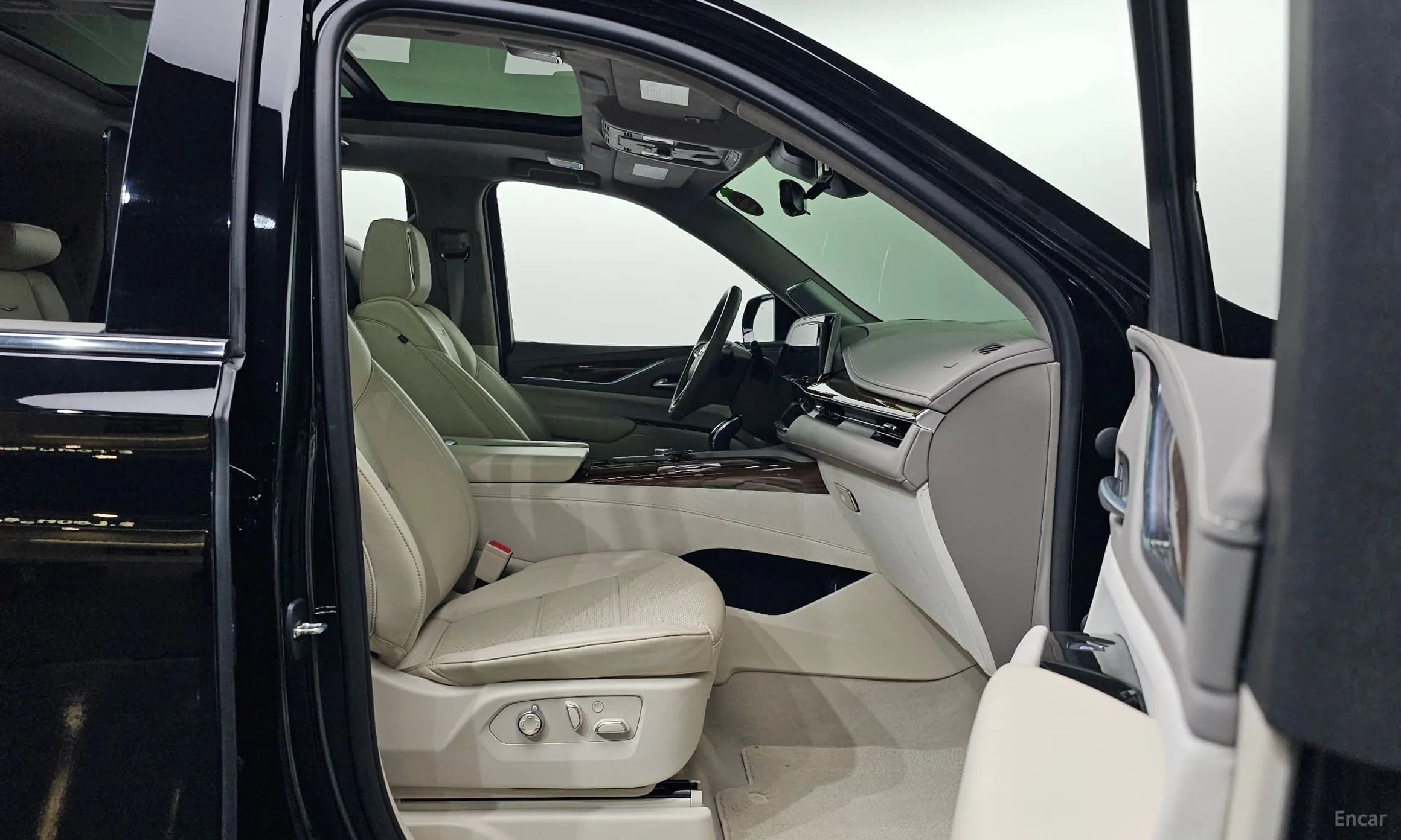 Escalade 5th Generation