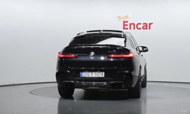 X4M (G02)