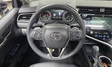 Camry (XV70)