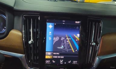 S90