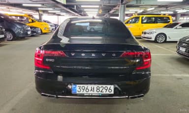 S90