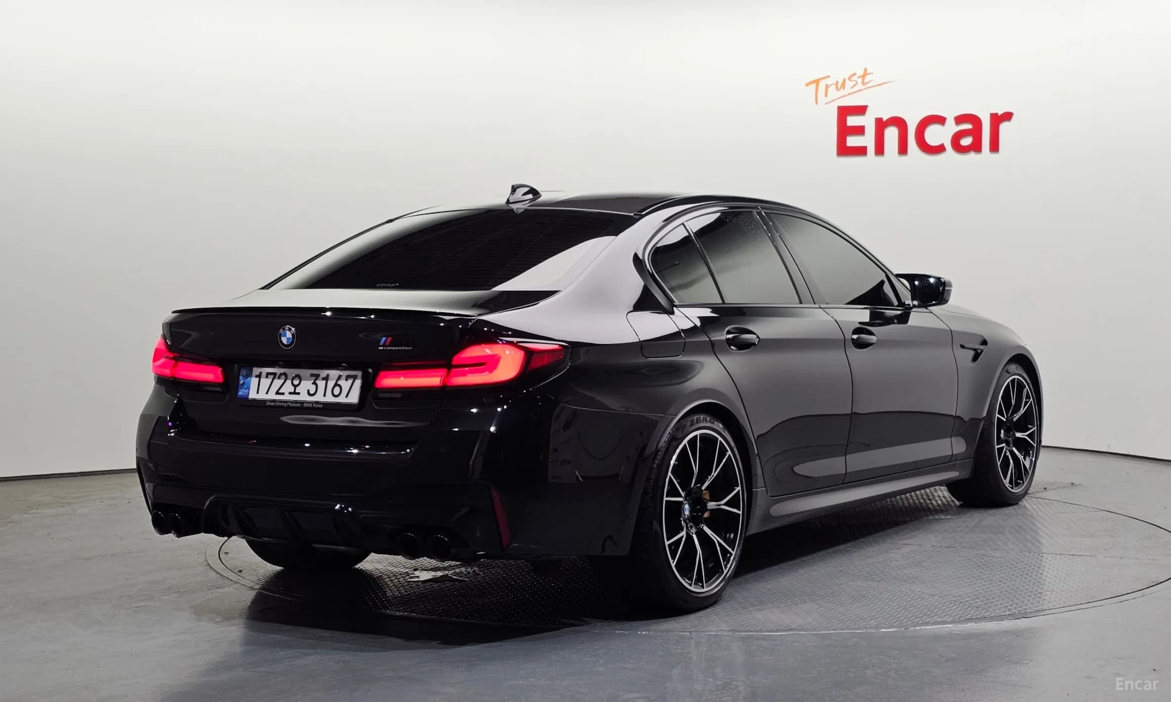 M5 (F90)