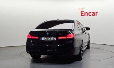 M5 (F90)