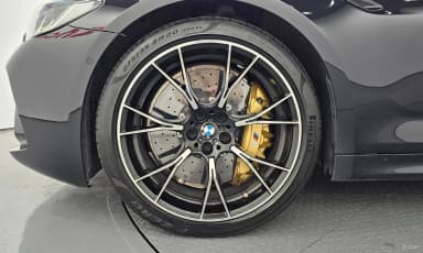 M5 (F90)