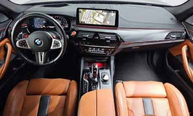 M5 (F90)