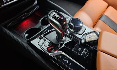 M5 (F90)