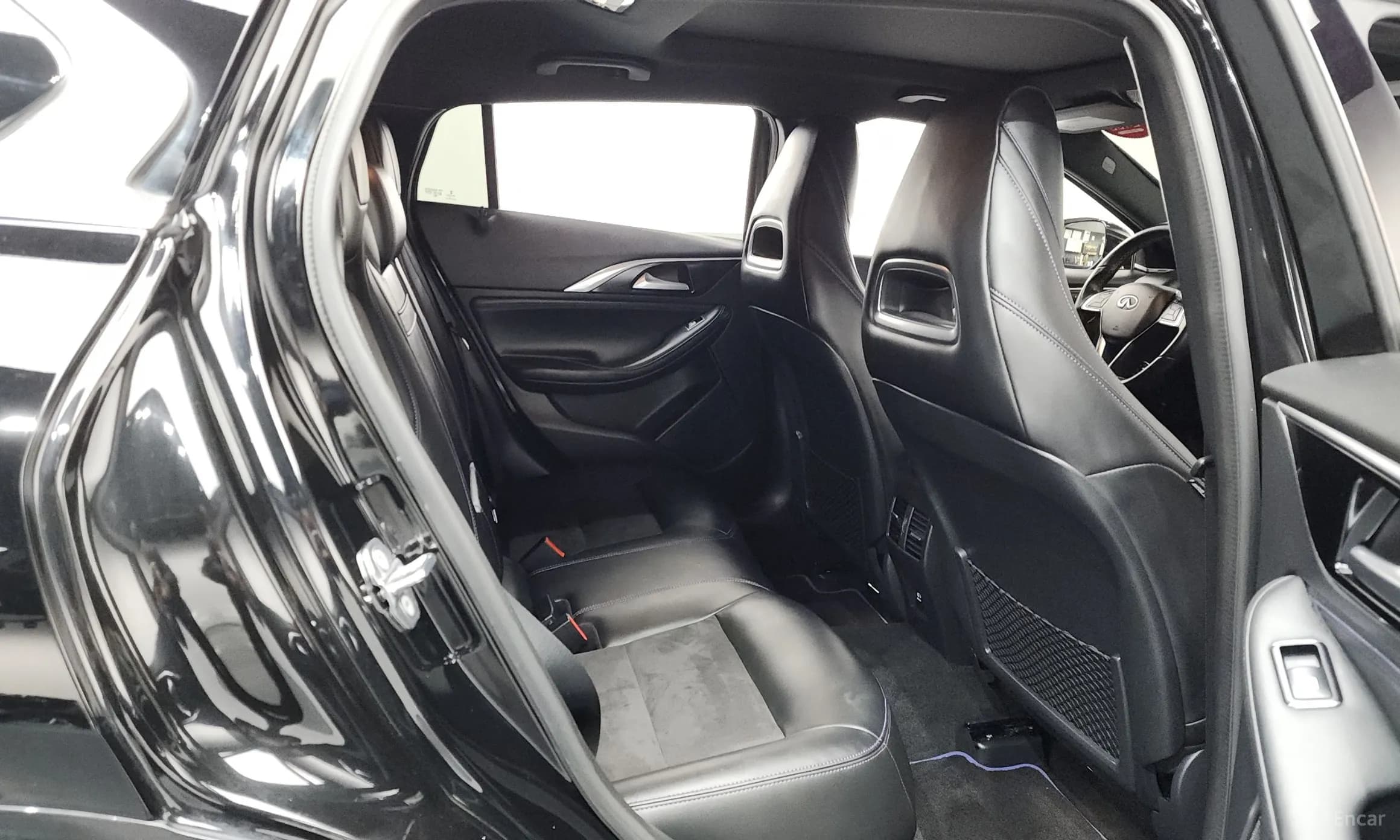 Q30