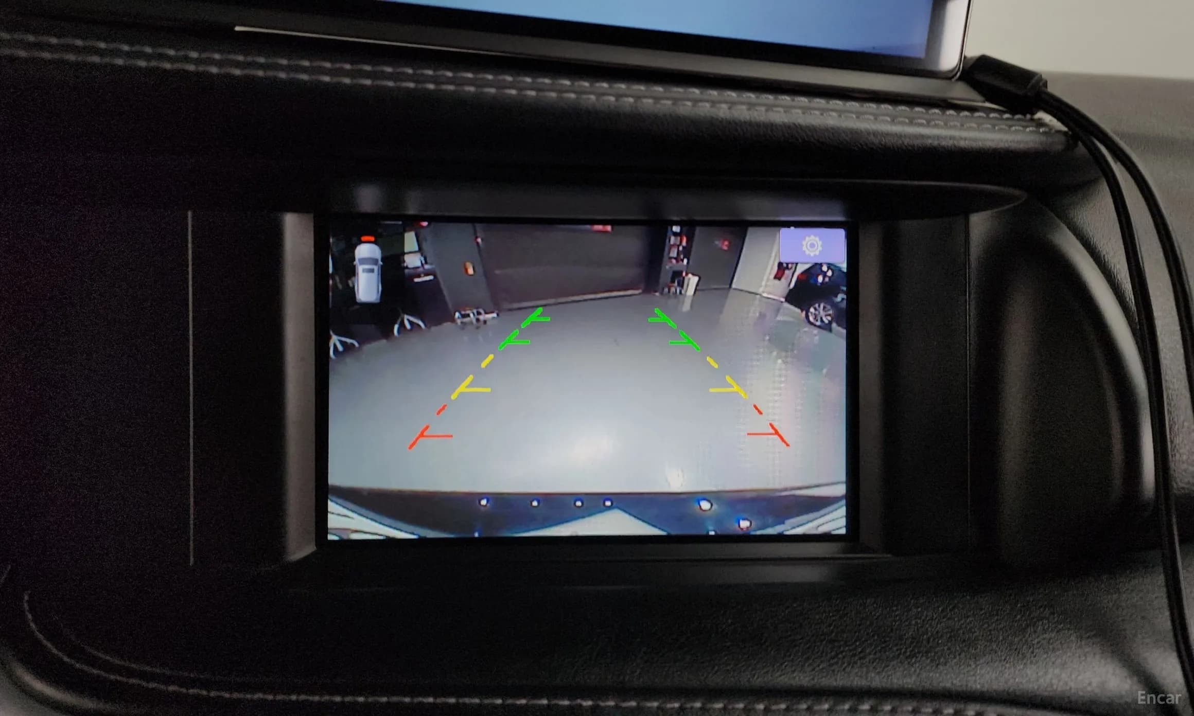 Q30