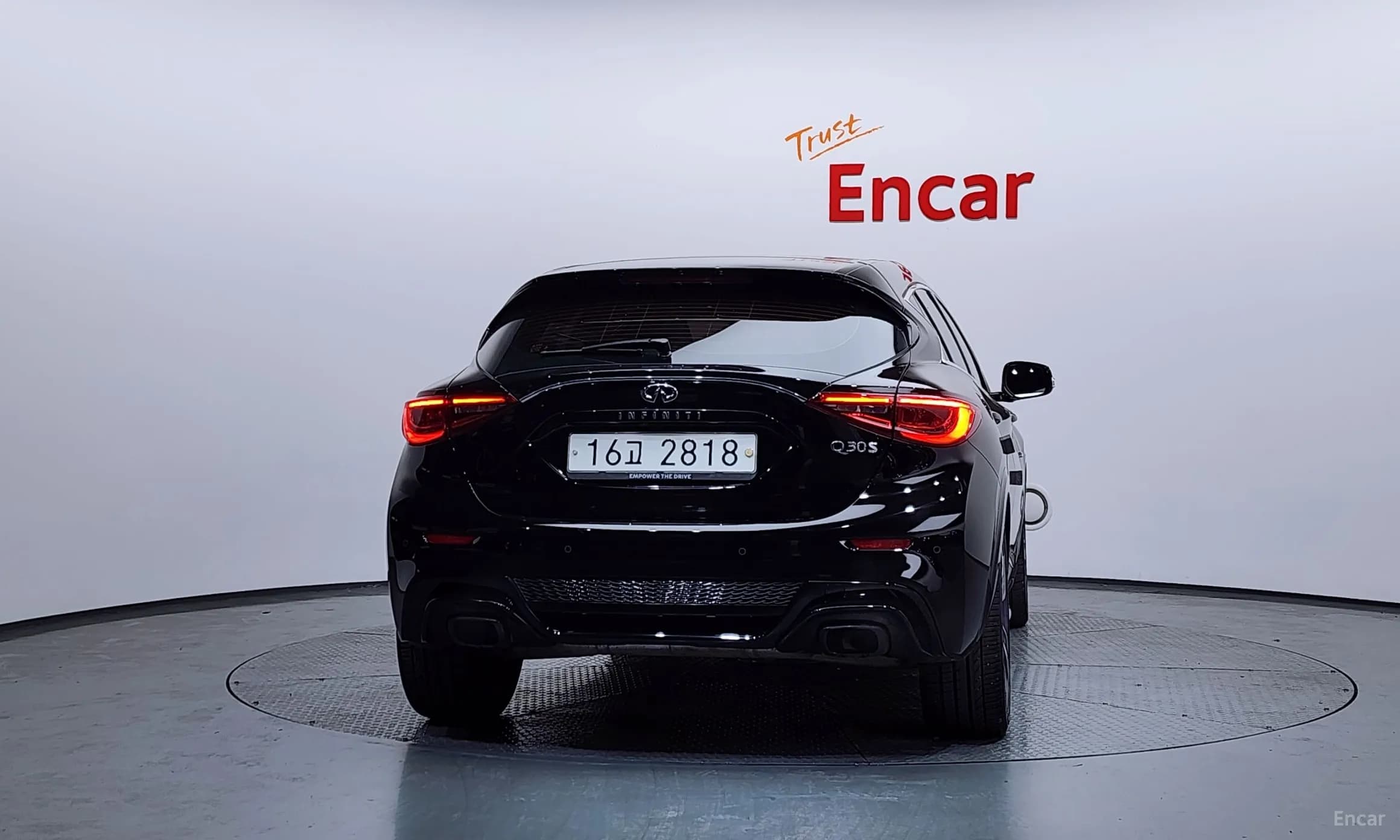 Q30