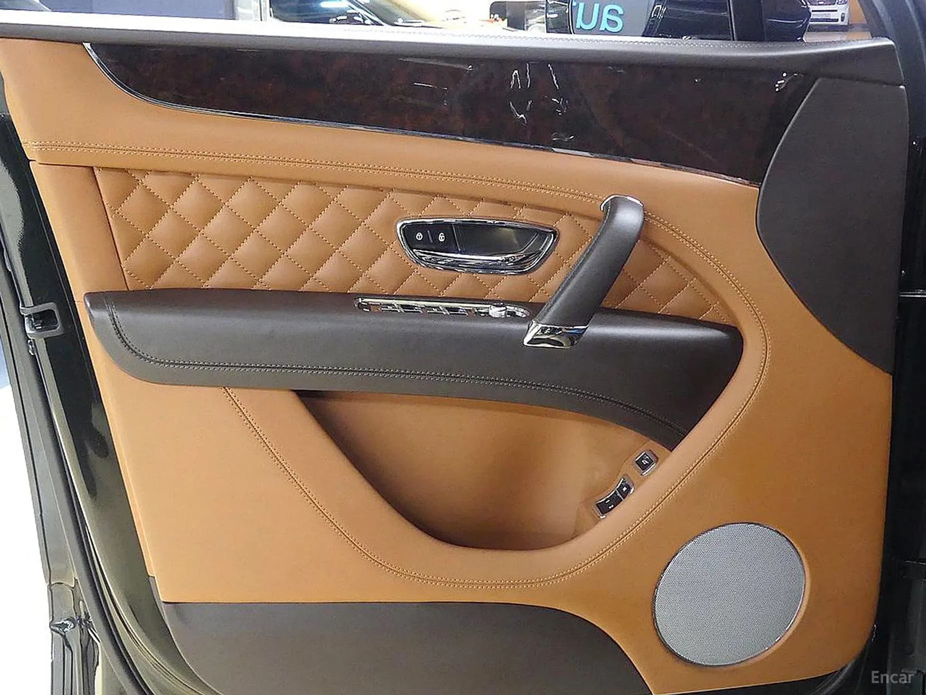 Bentayga