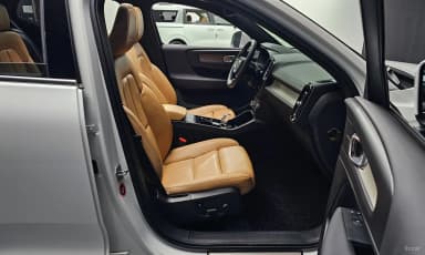 XC40