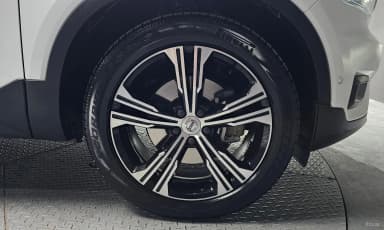 XC40
