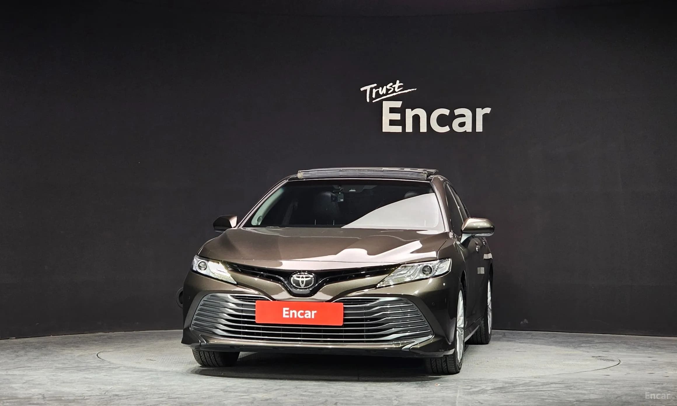Camry (XV70)