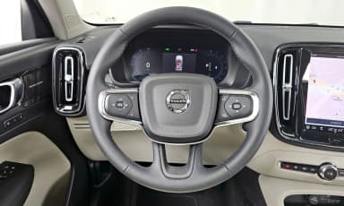 XC40