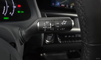 UX300h