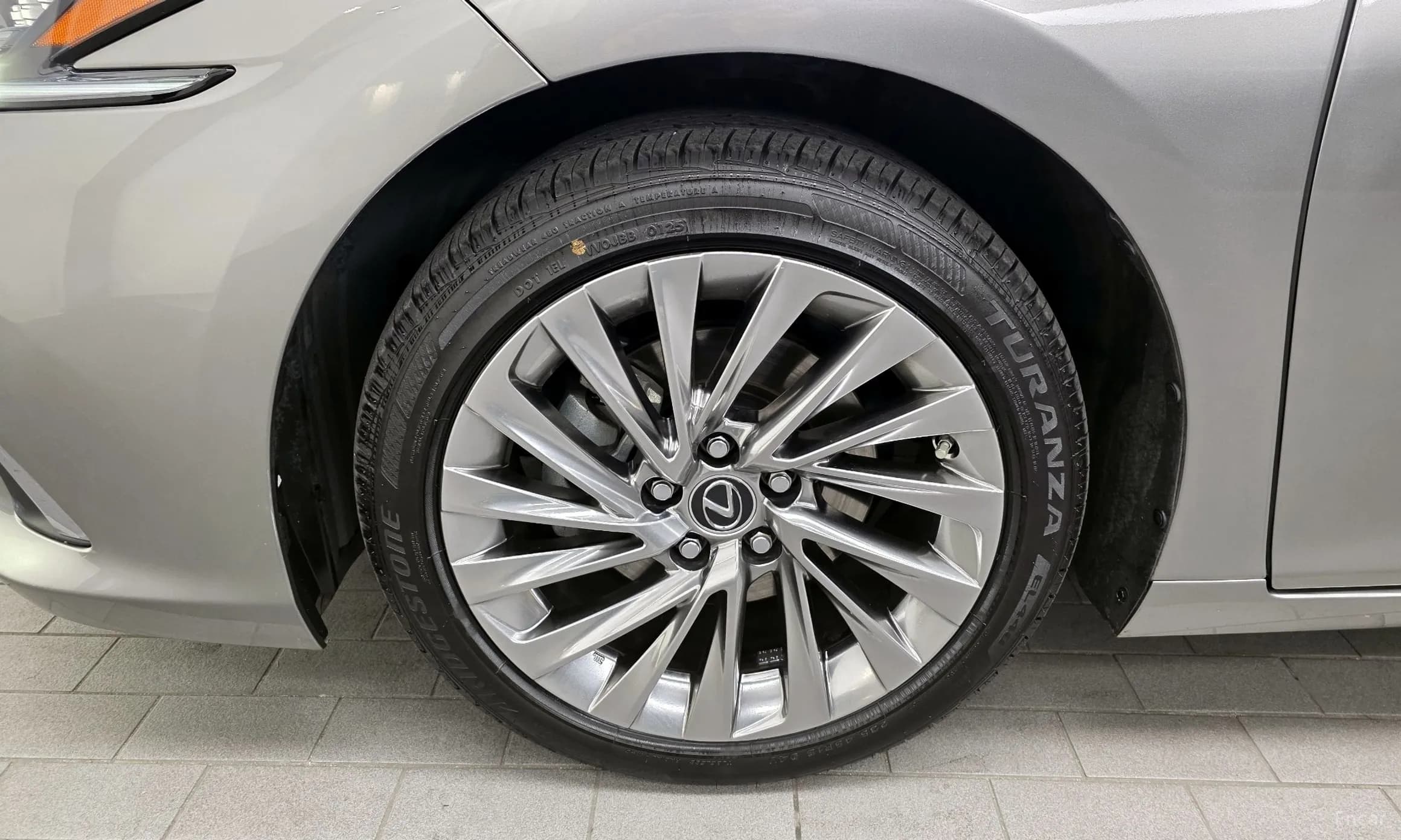 ES300h 7th Generation